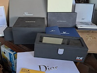 Lot 30 - lot luxe verpakkingen - diverse merken: dior, versace, montb