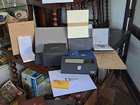 Lot 30 - lot luxe verpakkingen - diverse merken: dior, versace, montb - afbeelding 4 van  4