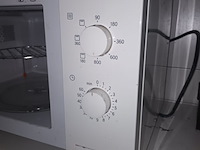 Lot 30 - microgolfoven bosch - afbeelding 3 van  3