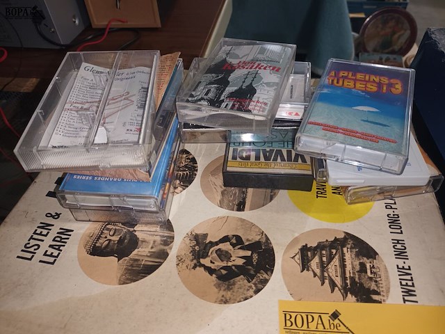 Lot 30 - muziek en audio - afbeelding 4 van  7