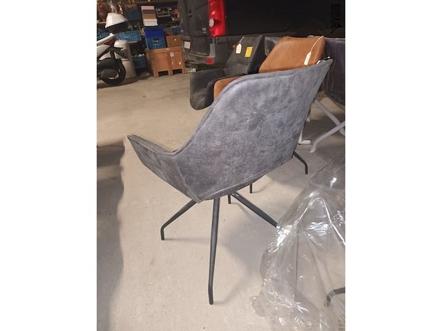 Lot 30 - roterende armstoel ned. 3 stuks - afbeelding 4 van  4