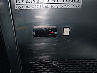 Lot 30 - rvs gekoelde werktafel - afbeelding 4 van  4