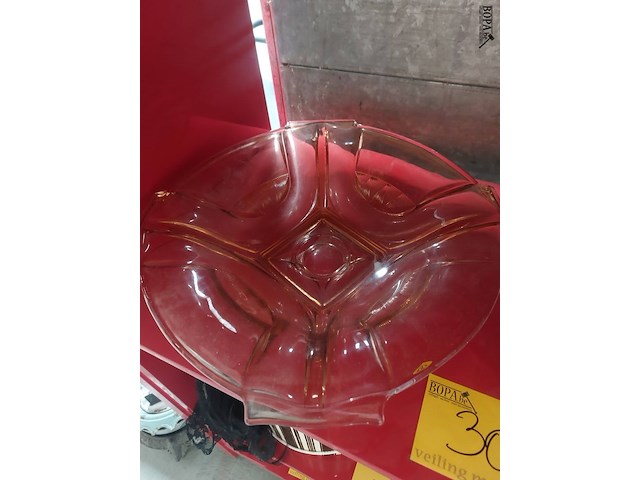 Lot 30 - schalen in glas en kristal, 5 stuks - afbeelding 4 van  5