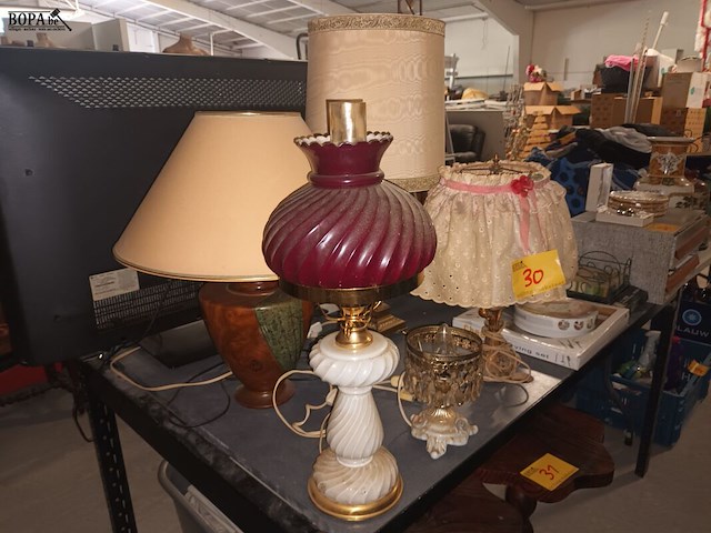 Lot 30 - tafellampen. 5 stuks - afbeelding 1 van  5