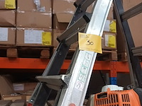 Lot 30 - telescopische vouwladder - afbeelding 4 van  4