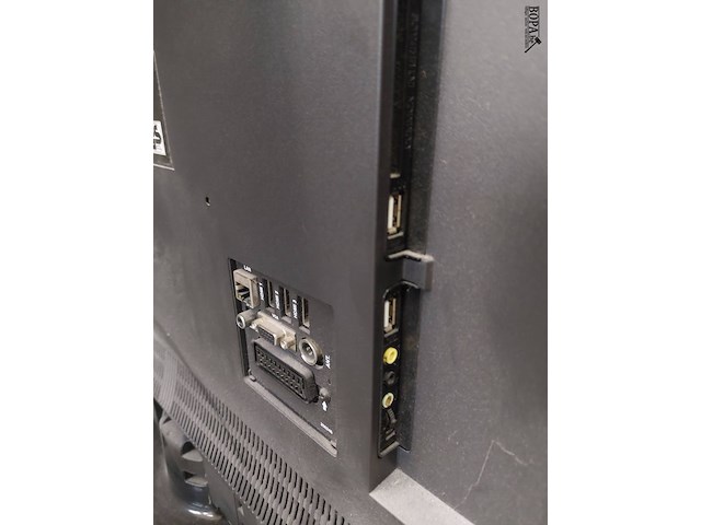 Lot 30 - tv medion md30833 - afbeelding 2 van  2