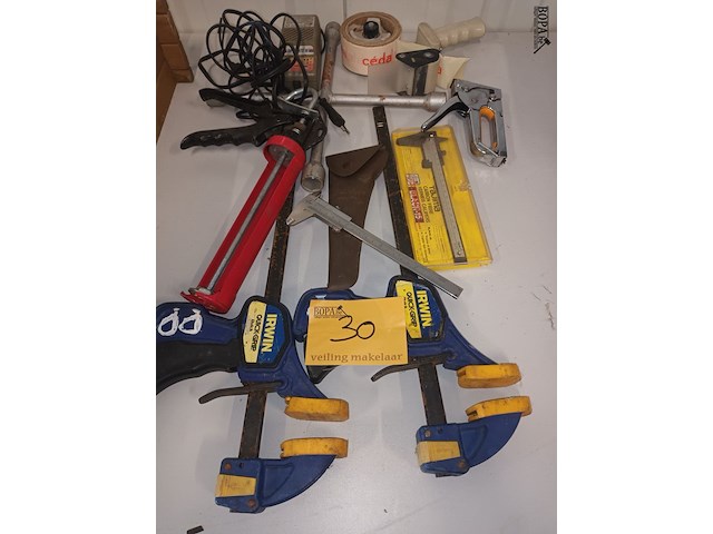 Lot 30 - werkgereedschap. 9 stuks - afbeelding 1 van  4