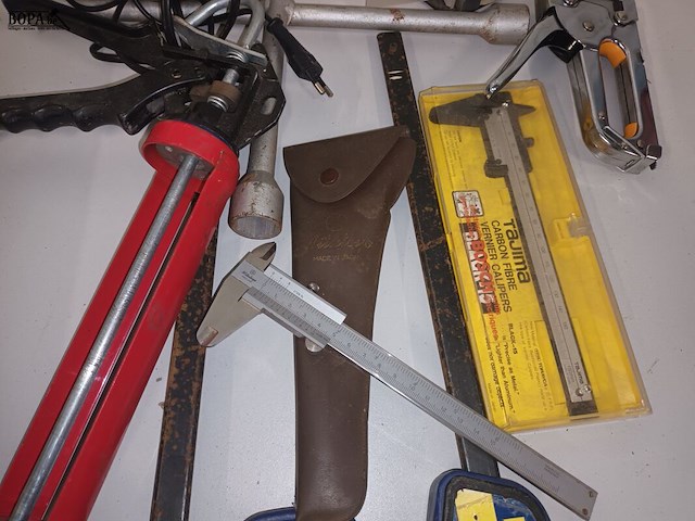 Lot 30 - werkgereedschap. 9 stuks - afbeelding 3 van  4