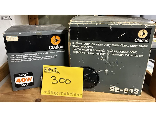 Lot 300 - autoluidsprekers clarion - 2 sets - afbeelding 1 van  3