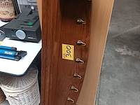 Lot 300 - eiken kapstok - afbeelding 1 van  3