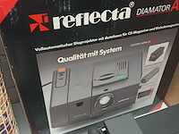 Lot 301 - diaprojector met diascherm - afbeelding 4 van  4