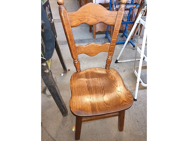 Lot 301 - eetkamerstoelen. 4 stuks - afbeelding 1 van  3