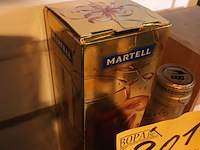 Lot 301 - fles martel cognac - afbeelding 3 van  3