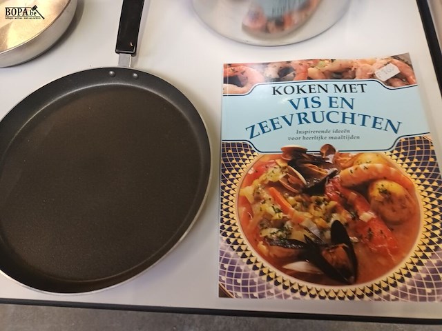 Lot 301 - keukenmateriaal. 21 stuks - afbeelding 4 van  8