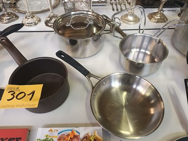 Lot 301 - keukenmateriaal. 21 stuks - afbeelding 5 van  8