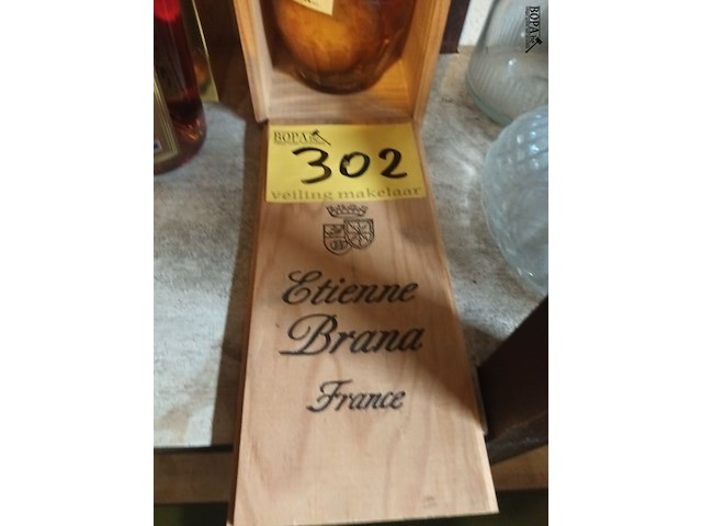 Lot 302 - etienne brona france - afbeelding 2 van  3