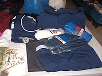 Lot 302 - kledij - afbeelding 5 van  5