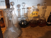 Lot 303 - karaffen. 5 stuks - afbeelding 1 van  4