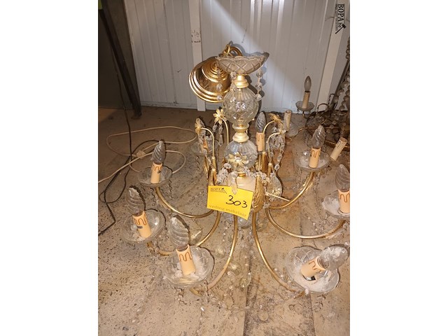 Lot 303 - luchter 8 armen - afbeelding 1 van  3