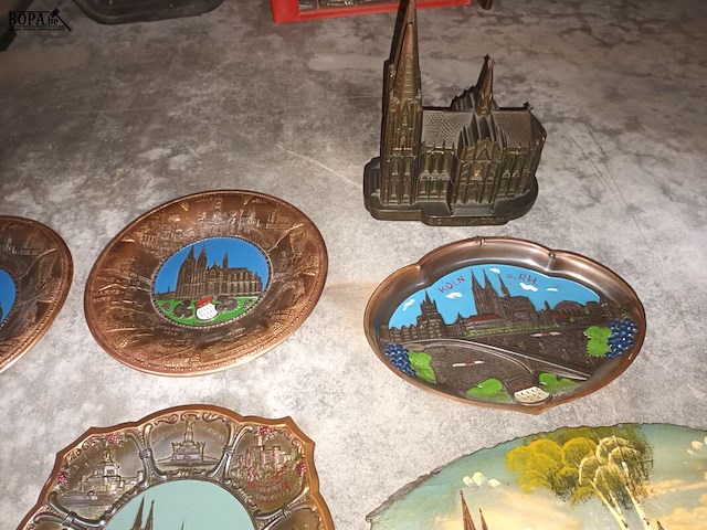 Lot 303 - souvenirs uit keulen. 7 stuks - afbeelding 2 van  4