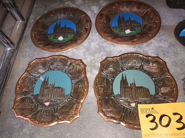 Lot 303 - souvenirs uit keulen. 7 stuks - afbeelding 4 van  4