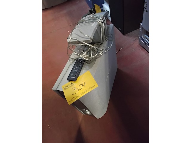 Lot 304 - boxen philips 2 stuks + afstandsbediening - afbeelding 1 van  3