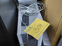 Lot 304 - boxen philips 2 stuks + afstandsbediening - afbeelding 3 van  3