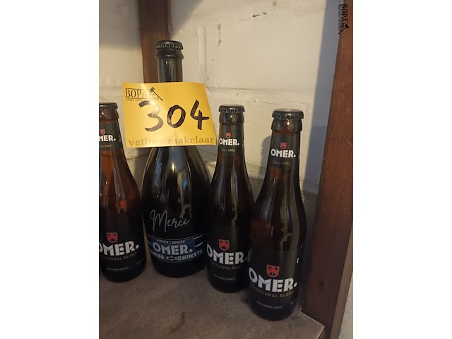Lot 304 - flesjes omer. 5 stuks - afbeelding 3 van  3