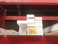 Lot 304 - planken in witte melamine - afbeelding 1 van  4