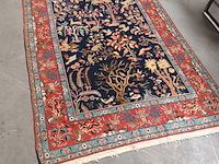 Lot 305 - handgeknoopt perzisch tapijt - afbeelding 1 van  6