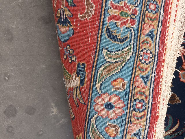 Lot 305 - handgeknoopt perzisch tapijt - afbeelding 3 van  6