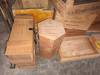 Lot 305 - wijnkistjes. 13 stuks - afbeelding 4 van  4