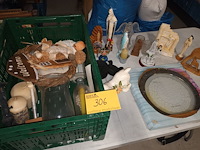 Lot 306 - devotie en decoratie. 23 stuks - afbeelding 1 van  5