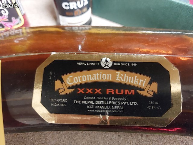 Lot 306 - dolk met rum, advocaat, mini porto…ong 11 stuks - afbeelding 2 van  2