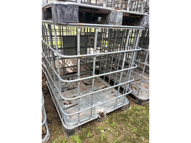 Lot 306 - ibc kooien. 10 stuks - afbeelding 2 van  4