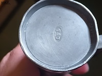 Lot 306 - maatbekers in tin. 7 stuks - afbeelding 4 van  4