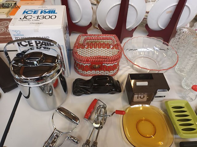 Lot 306 - retro huisraad. 47 stuks - afbeelding 2 van  8