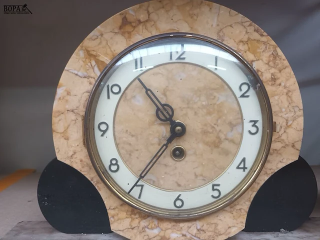 Lot 307 - art deco schouwklok met hert - afbeelding 3 van  3