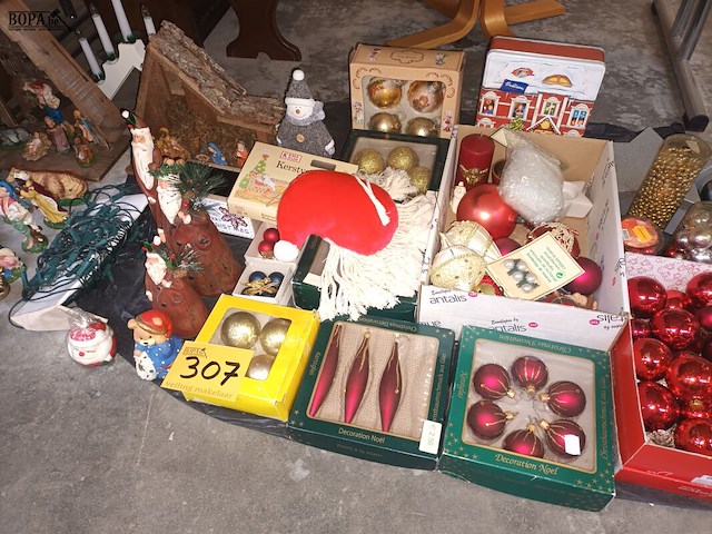 Lot 307 - kerstdecoratie - afbeelding 1 van  5