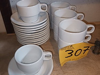 Lot 307 - koffietassen en onderbordjes - afbeelding 2 van  2