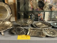 Lot 307 - lot verzilverde schalen