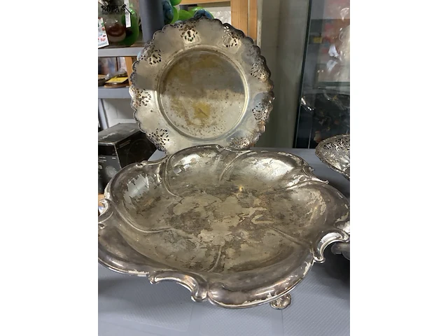 Lot 307 - lot verzilverde schalen - afbeelding 2 van  4