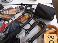 Lot 308 - paraplu’s. 13 stuks - afbeelding 4 van  4