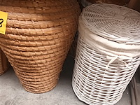 Lot 308 - rieten mandjes. 33 stuks - afbeelding 4 van  5
