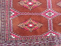 Lot 309 - handgeknoopt perzisch tapijt - afbeelding 3 van  5
