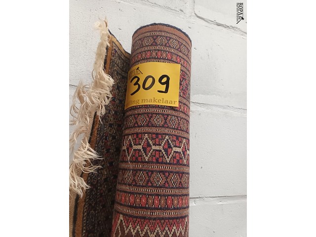 Lot 309 - handgeknoopt perzisch tapijt - afbeelding 5 van  5