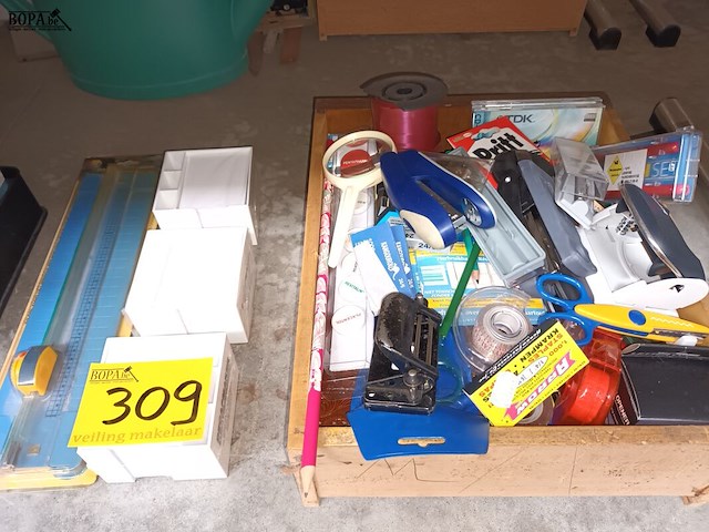 Lot 309 - kantoormateriaal - afbeelding 4 van  4