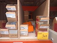 Lot 309 - schroeven - afbeelding 6 van  6