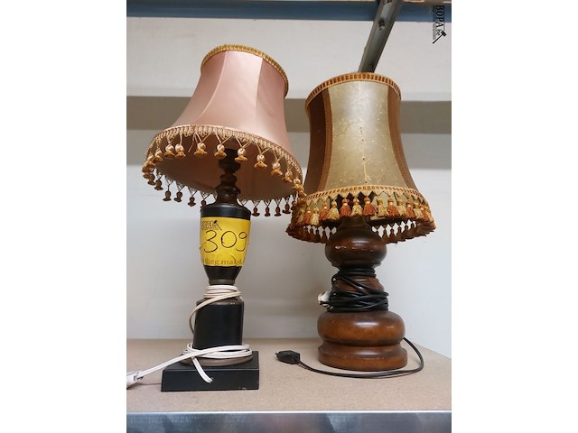 Lot 309 - vintage tafelmapen, 2 stuks - afbeelding 1 van  2
