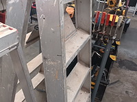Lot 31 - aluminium dubbele trapladder - afbeelding 2 van  2